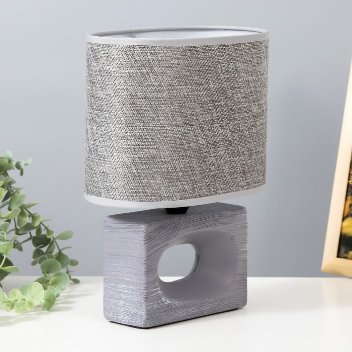 Настольная лампа "Мишель" Е27  40Вт серый 12,5х20х27 см