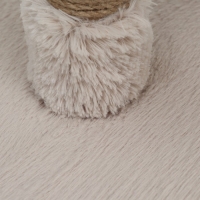 Когтеточка "Пижон" c лежанкой, овальная, 58 х 36 х 39см, пушистый мех, джут, бежевая Когтеточка "Пижон" c лежанкой, овальная, 58 х 36 х 39см, пушистый мех, джут, бежевая