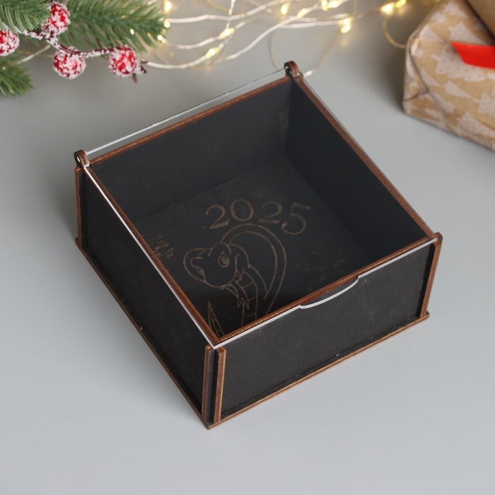 Новогодняя шкатулка Новогодняя шкатулка "Кобра" 6х12х12 см