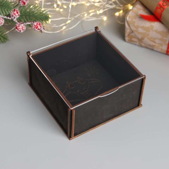 Новогодняя шкатулка Новогодняя шкатулка "Кобрачка и снежинки" 6х12х12 см