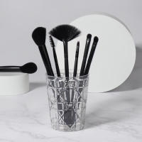 Органайзер - подставка для хранения маникюрных/косметических принадлежностей &laquo;Хрусталь&raquo;, d = 8,5 &times; 11 см, цвет прозрачный