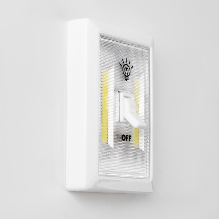 Фонарь-светильник Фонарь-светильник "Мастер К", COB, 3 ААА, магнит, клейкая основа, 11.2 х 7.5 х 3.5 см