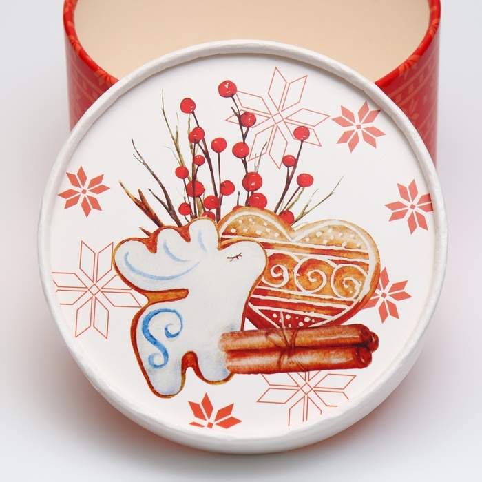 Новый год. Коробка подарочная круглая новогодняя Новый год. Коробка подарочная круглая новогодняя "Новогодний гостинец" 13х13х8,5см.