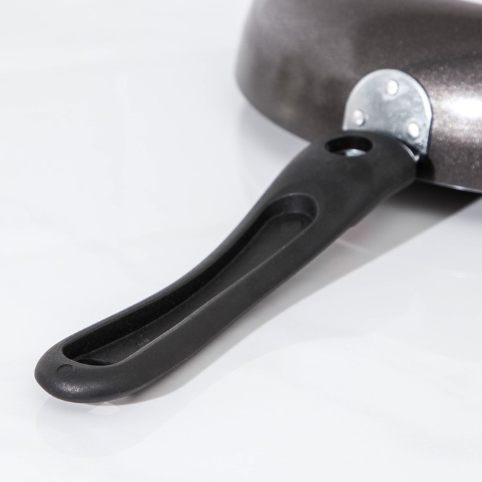 Сковорода Forever, d=28 см, съёмная ручка, антипригарное покрытие, цвет тёмно-серый Сковорода Forever, d=28 см, съёмная ручка, антипригарное покрытие, цвет тёмно-серый