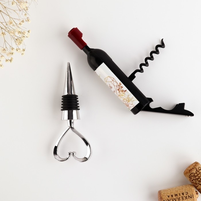 Подарок гостям на Свадьбу &laquo;With love&raquo;, штопор и пробка,12,3 х 19,9 см.