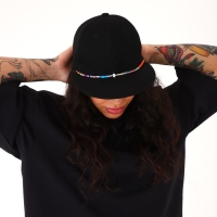 Кепка женская с прямым козырьком &laquo;Крутой&raquo;, цвет чёрный, сетка, р-р 56, с бусами