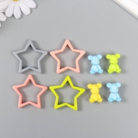 Бусина для творчества пластик "Медведь и звезда. Конструктор" МИКС 4,4х4,4х0,7 см Бусина для творчества пластик "Медведь и звезда. Конструктор" МИКС 4,4х4,4х0,7 см