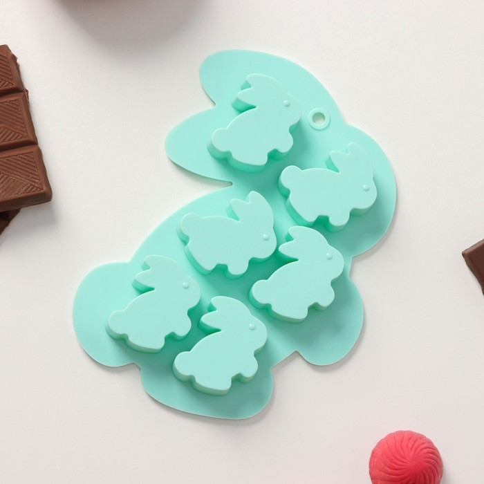 Форма для конфет и шоколада Доляна &laquo;Заяц&raquo;, силикон, 15&times;11,5 см, 6 ячеек (3,8&times;3,5 см), цвет мятный