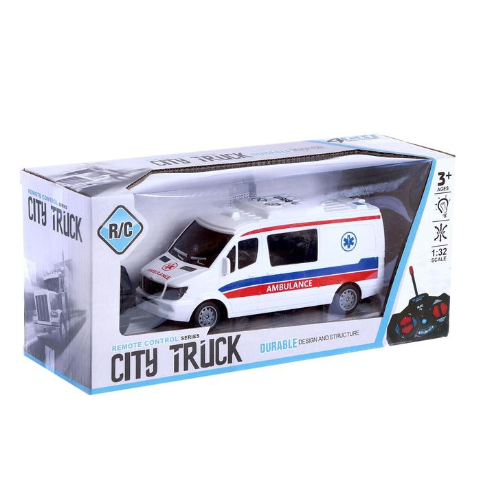 Машина радиоуправляемая &laquo;Скорая помощь&raquo;, работает от батареек