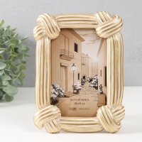 Фоторамка полистоун 10х15 см "Узлы" белая с золотом 14,2х2,2х19,2 см Фоторамка полистоун 10х15 см "Узлы" белая с золотом 14,2х2,2х19,2 см