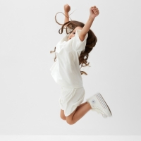 Костюм детский (футболка, шорты) KAFTAN Plushy р.36 (134-140), белый Костюм детский (футболка, шорты) KAFTAN Plushy р.36 (134-140), белый