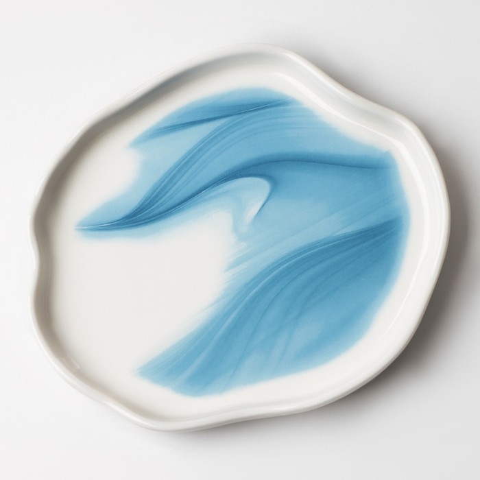 Тарелка керамическая неровный край &laquo;Разводы&raquo;, 17 см,