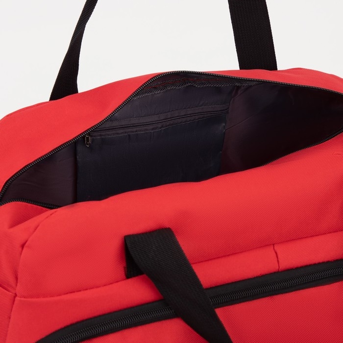 Сумка спортивная на молнии, 2 наружных кармана, средний размер, цвет красный Сумка спортивная на молнии, 2 наружных кармана, средний размер, цвет красный