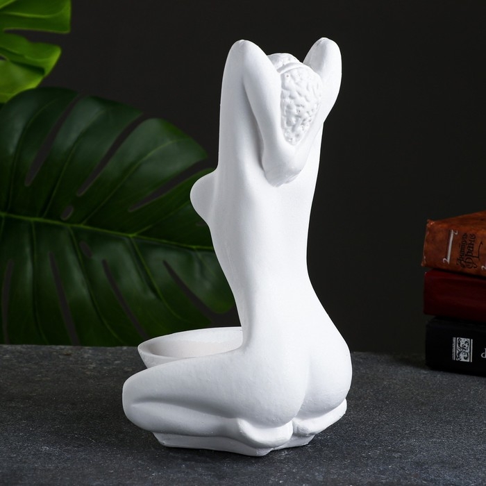 Подставка "Мулатка" белая 26х16х14см