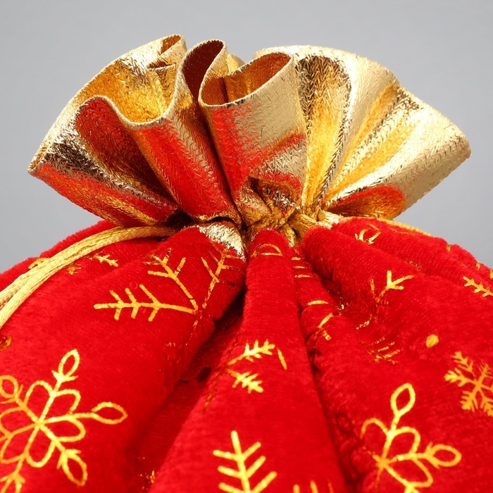 Мешочек подарочный &laquo;С лучшими пожеланиями&raquo;, снежинки, тиснение, 30 х 40 см, Новый год