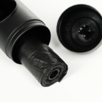 Контейнер с пакетами для уборки за собаками (рулон 15 пакетов 29х21 см), чёрный Контейнер с пакетами для уборки за собаками (рулон 15 пакетов 29х21 см), чёрный