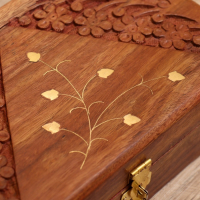 Шкатулка "Листики" дерево 20х13х6 см Шкатулка "Листики" дерево 20х13х6 см