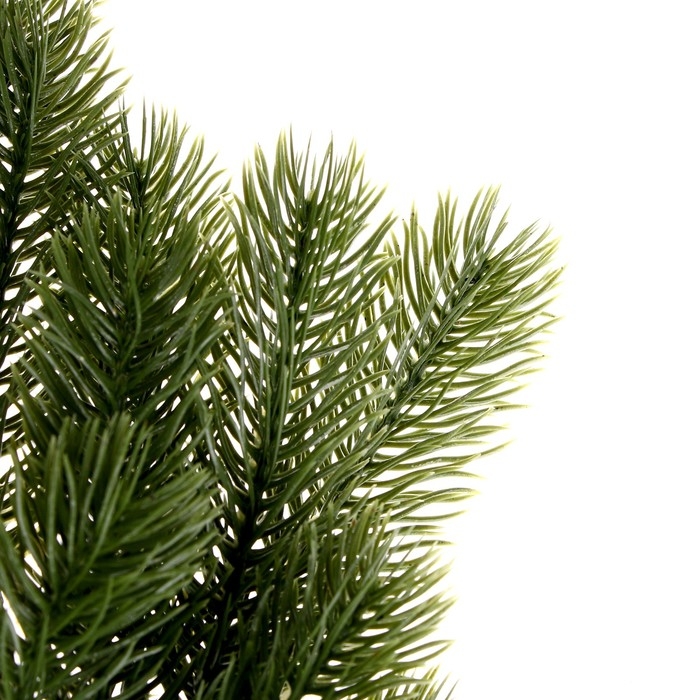 Декор &laquo;Ветвь молодой ели&raquo;