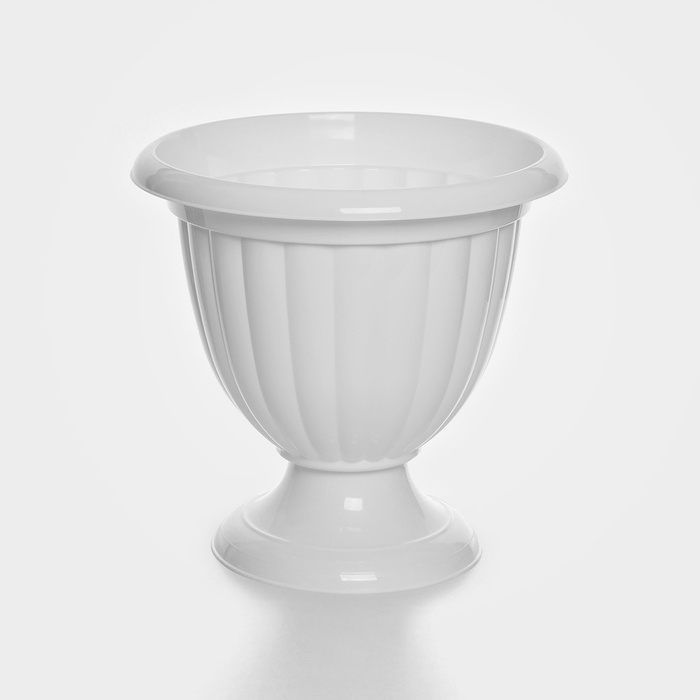 Кашпо уличное на ножке &laquo;Жасмин&raquo;, 9 л, цвет белый