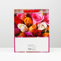 Пакет ламинированный "Яркая роза" 26x32x12 Пакет ламинированный "Яркая роза" 26x32x12