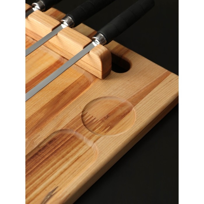 Подарочный набор для подачи шашлыка: доска-тарелка 44&times;24&times;5.5 см, шампур 3 шт, опахало, берёза