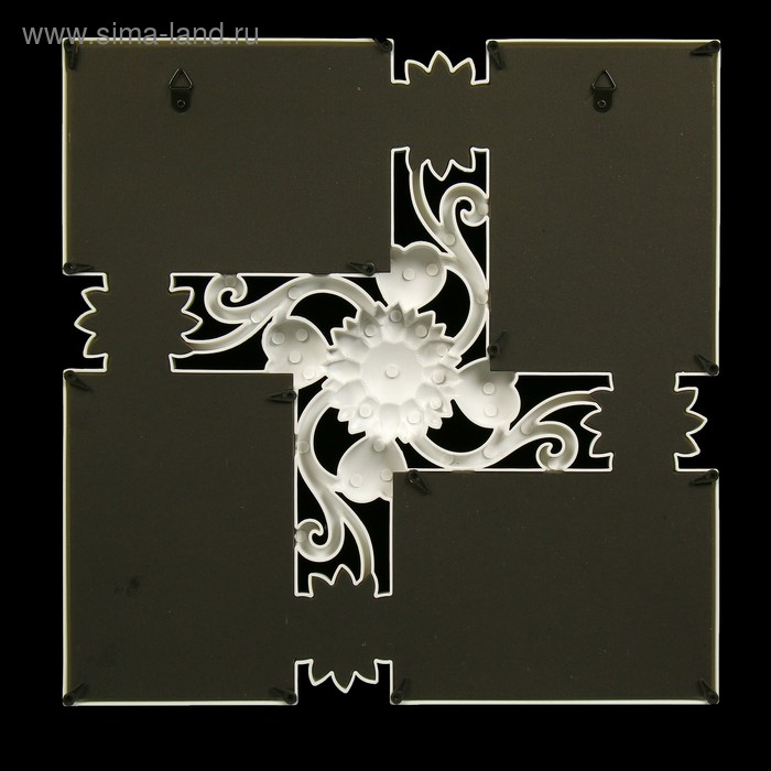 Фоторамка пластик на 4 фото 10х15 см Фоторамка пластик на 4 фото 10х15 см "Ромашки" белая 35х35х2,5 см