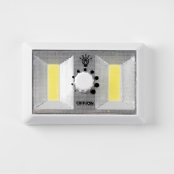 Фонарь-светильник Фонарь-светильник "Мастер К", 220 лм, COB, 4 ААА, магнит, клейкая основа, 11.2 х 7.5 х 3 см