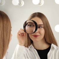 Зеркало макияжное, увеличение × 3, на присосках, d = 9 см, цвет чёрный Зеркало макияжное, увеличение × 3, на присосках, d = 9 см, цвет чёрный