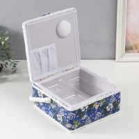 Шкатулка для рукоделия "Полевые цветы на синем" 20х20х11 см Шкатулка для рукоделия "Полевые цветы на синем" 20х20х11 см