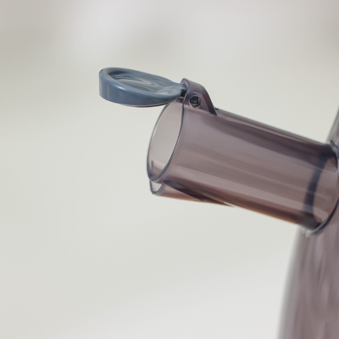 Кувшин для воды, с мерной шкалой, 700 мл, 15×9×20,5 см, цвет фиолетовый Кувшин для воды, с мерной шкалой, 700 мл, 15×9×20,5 см, цвет фиолетовый