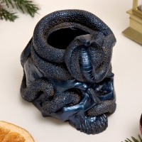 Новый год. Символ 2025. Подсвечник новогодний "Змея на черепе" синий лунный, 11х10х8см Новый год. Символ 2025. Подсвечник новогодний "Змея на черепе" синий лунный, 11х10х8см