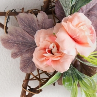 Венок на дверь интерьерный "Розы на звезде" 16 см Венок на дверь интерьерный "Розы на звезде" 16 см