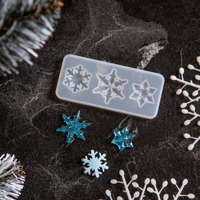 Форма силиконовая универсальная «Снежинка» 3 в 1, размер: от 2,4 до 3 см Форма силиконовая универсальная «Снежинка» 3 в 1, размер: от 2,4 до 3 см