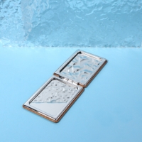 Зеркало складное &laquo;Бамбук&raquo;, 6,4 &times; 9 см, с увеличением, цвет &laquo;тёмное дерево&raquo;