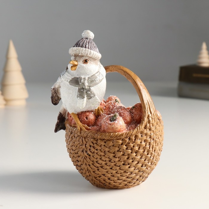 Копилка полистоун Копилка полистоун "Воробышек в шарфе и шапке, на корзине с яблоками" 11х10,5х15,5 см