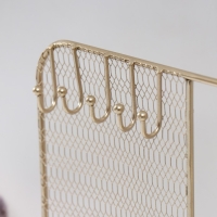 Сувенир металл с зеркалом подставка для украшений "Сети" золото 25,3х10х28,7 см Сувенир металл с зеркалом подставка для украшений "Сети" золото 25,3х10х28,7 см