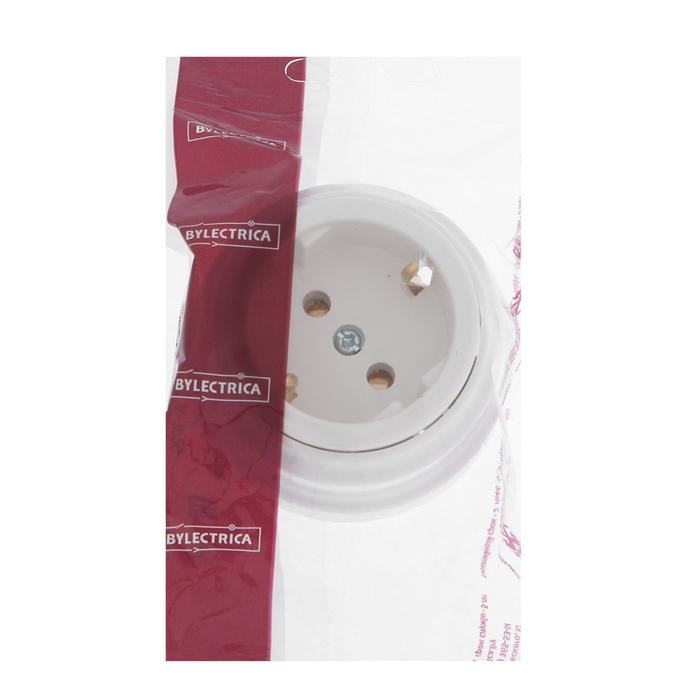 Розетка BYLECTRICA Ретро РА16-0202, 16А, одномест., наруж., с з/к, без крышки, IP20, белая Розетка BYLECTRICA Ретро РА16-0202, 16А, одномест., наруж., с з/к, без крышки, IP20, белая