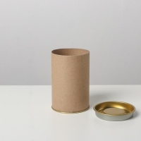 Тубус 63х100 мм (80 мм внутренняя высота),плотный картон, металлическая крышка Тубус 63х100 мм (80 мм внутренняя высота),плотный картон, металлическая крышка