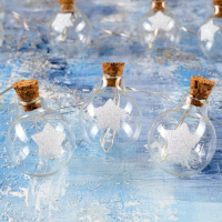 Гирлянда &laquo;Нить&raquo; 1.6 м с насадками &laquo;Шарики со звездой&raquo;, IP20, серебристая нить, 15 LED, батарейки ААх2 (нет в комплекте), свечение тёплое белое