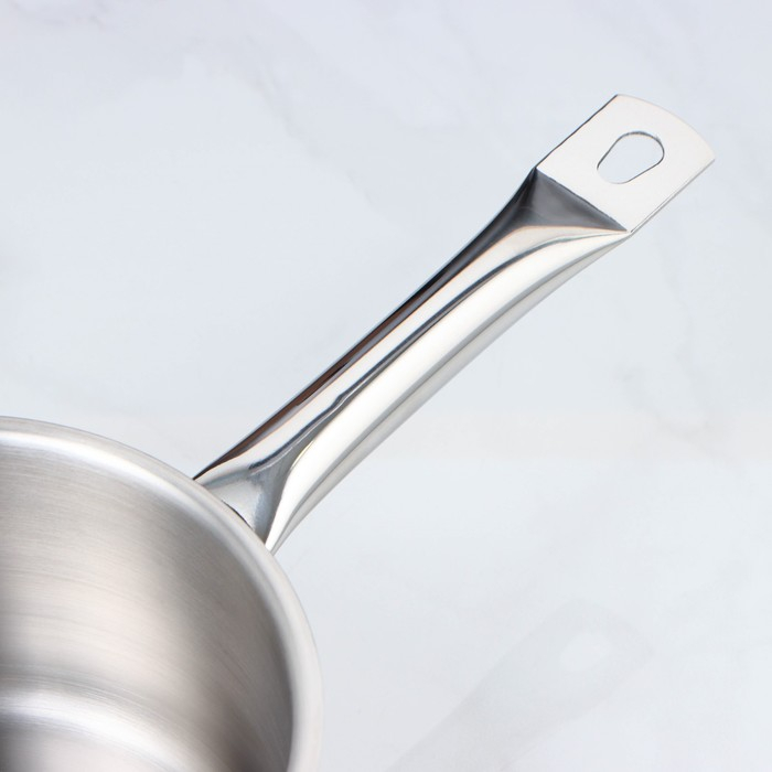 Сотейник, 2 л, d=16 см, h=10 см, металлическая крышка, капсульное дно, индукция, цвет серебряный Сотейник, 2 л, d=16 см, h=10 см, металлическая крышка, капсульное дно, индукция, цвет серебряный