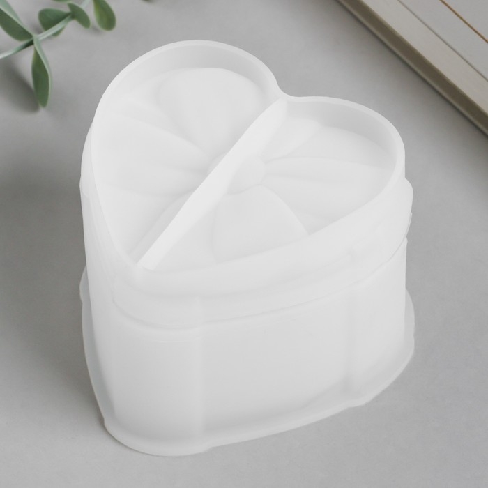 Молд силикон Молд силикон "Шкатулка - бантик сердце" с крышкой 8,4х9,7х6,7 см