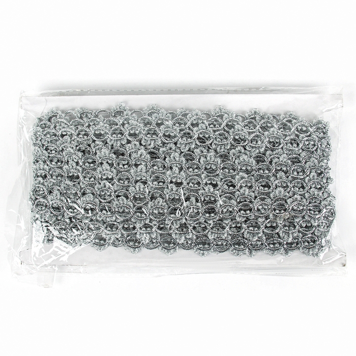 Тесьма серебро «Петельки» с трилистниками, ширина 2,7, намотка 10 м Тесьма серебро «Петельки» с трилистниками, ширина 2,7, намотка 10 м