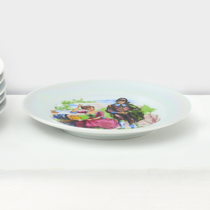 Набор тарелок фарфоровых «Мадонна», d=17 см, 6 шт, цвет МИКС Набор тарелок фарфоровых «Мадонна», d=17 см, 6 шт, цвет МИКС