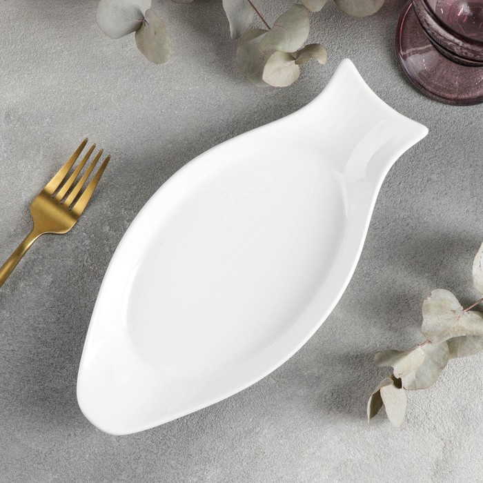 Блюдо фарфоровое для рыбы Wilmax, 25,5&times;12 см, цвет белый