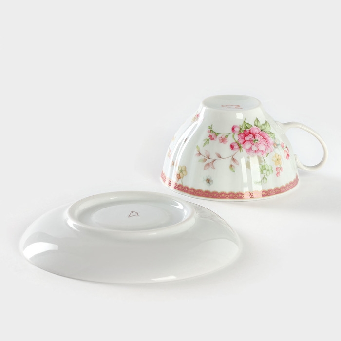 Чайная пара фарфоровая &laquo;Цветочный вальс&raquo;, 275 мл