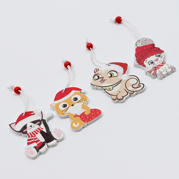 Набор подвесок в деревянной подарочной упаковке 12 шт.13x13x2 см Набор подвесок в деревянной подарочной упаковке 12 шт.13x13x2 см