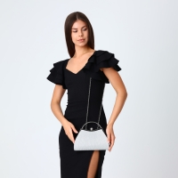 Сумка-клатч на фермуаре, цвет серебряный Сумка-клатч на фермуаре, цвет серебряный