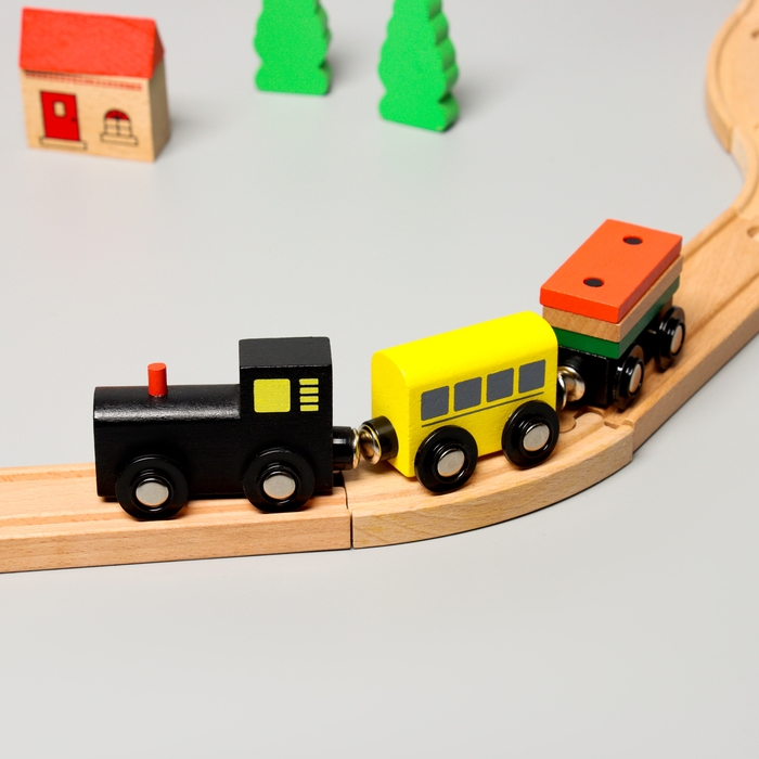 Железная дорога &laquo;Большое путешествие&raquo;, с мостом, 39 деталей, 27,5 &times; 27,5 &times; 5,6 см