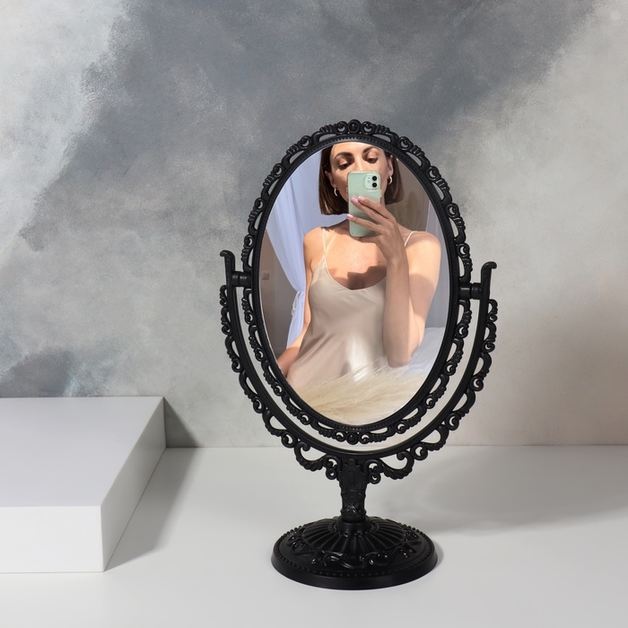 Зеркало настольное, двустороннее, с увеличением, зеркальная поверхность 11 × 15 см, цвет чёрный Зеркало настольное, двустороннее, с увеличением, зеркальная поверхность 11 × 15 см, цвет чёрный