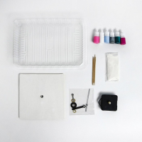 Рисование на воде: эбру «Квадратные часы» Рисование на воде: эбру «Квадратные часы»